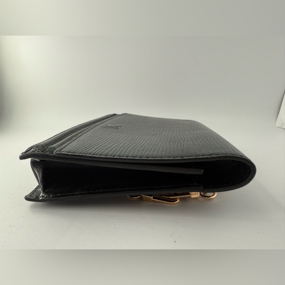 Louis Vuitton Black Epi Leather Chain Clutch - Picture 5 of 8